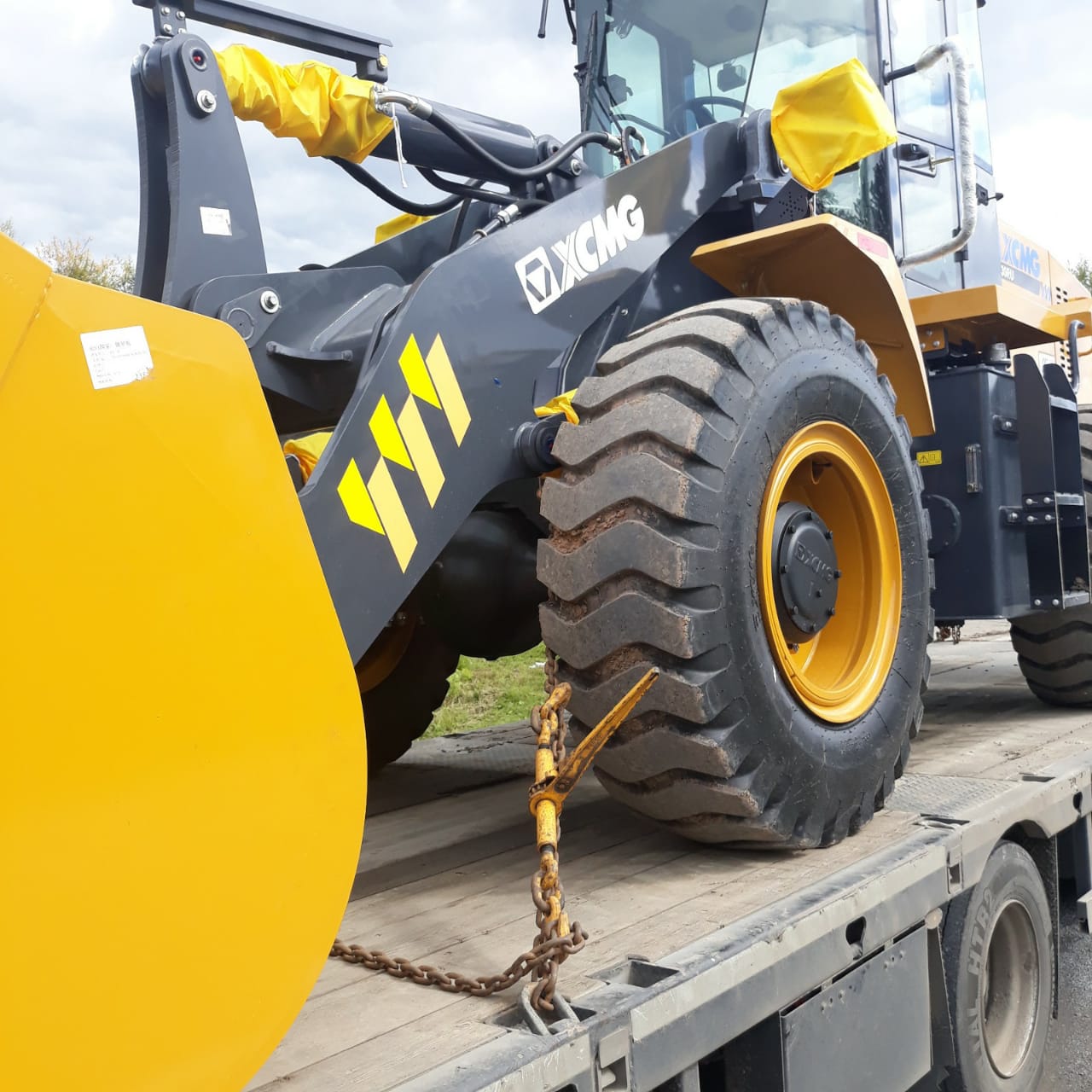 Погрузчик XCMG LW330RU из Красноярска в Томск